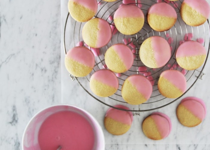 pink glaze decoration